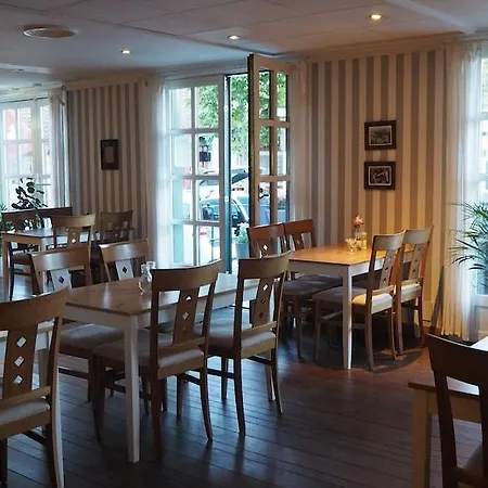 Fjordhotell - Unike 4* Tvedestrand